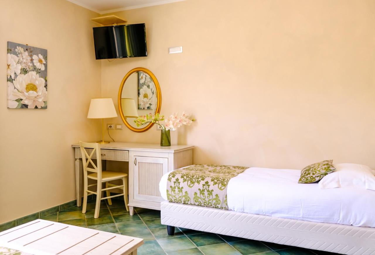 Baglio Di 4* Scopello (Sicily)